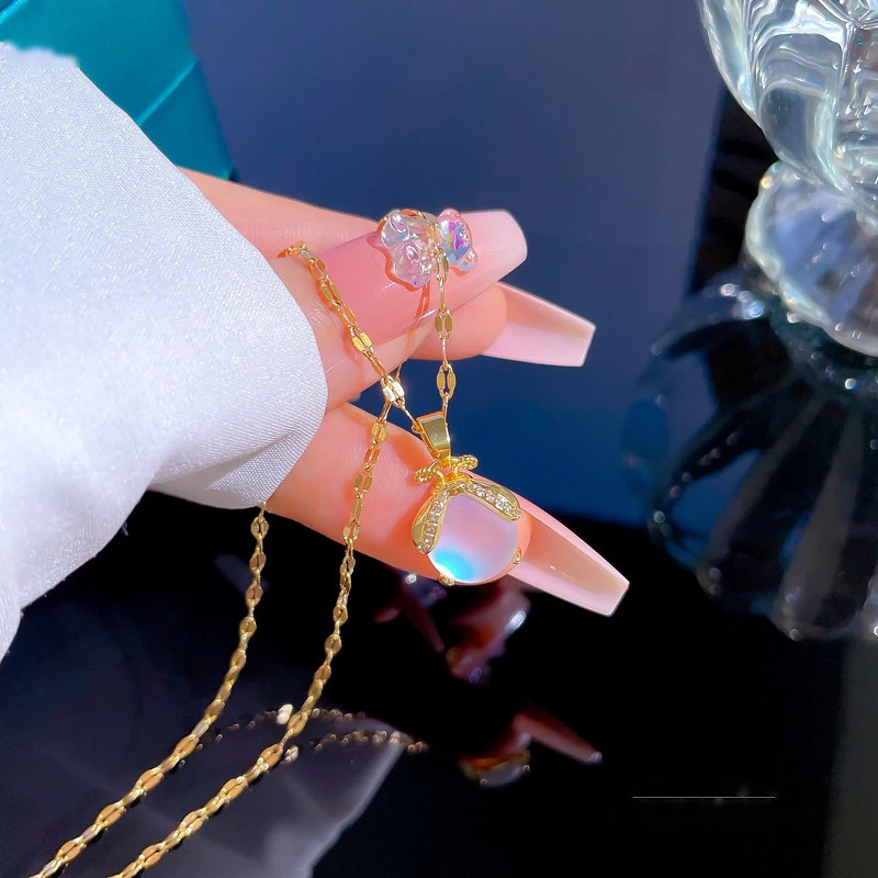 Fashion cute and harmless seven-star ladybug necklace crystal clear crystal aurora bee ladybug personality pendant gift 250807