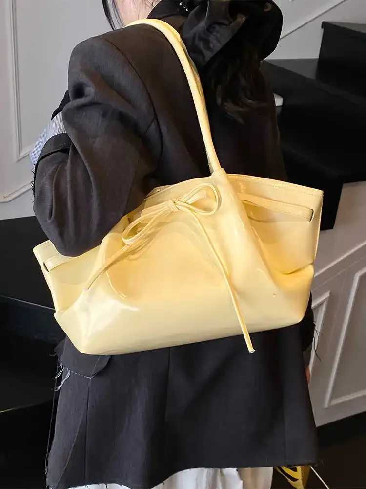 Shiny PU Handbag for Women Summer New Versatile Bow Single Shoulder Underarm Bags Korean Female Commuter Tote Bag Trend Z250812
