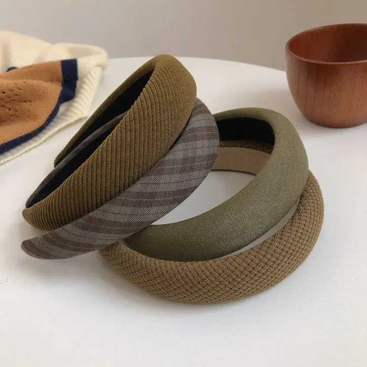 Autumn Winter Band Wide Sponge Wen Non Slip Hair Band Vintage Style High Crown Effect Dark Coffee Hair Accessories 1PC X250812