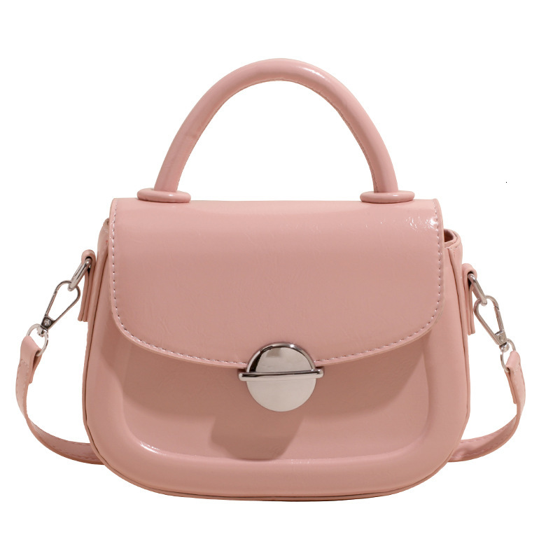 2025 bag Autumn New Shoulder Bag Niche Women s Handheld Saddle Bag Fashionable Shoulder Bag Underarm Women s Crossbody Bag Autumn New women s Designer