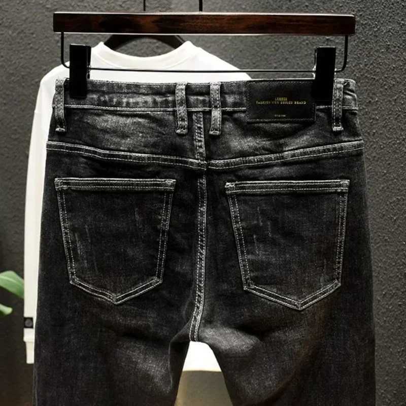 Mens Skinny Tight Pipe Jeans with Holes Black Broken Cowboy Pants Torn Ripped Slim Fit Designer Spring Autumn Xs X250812