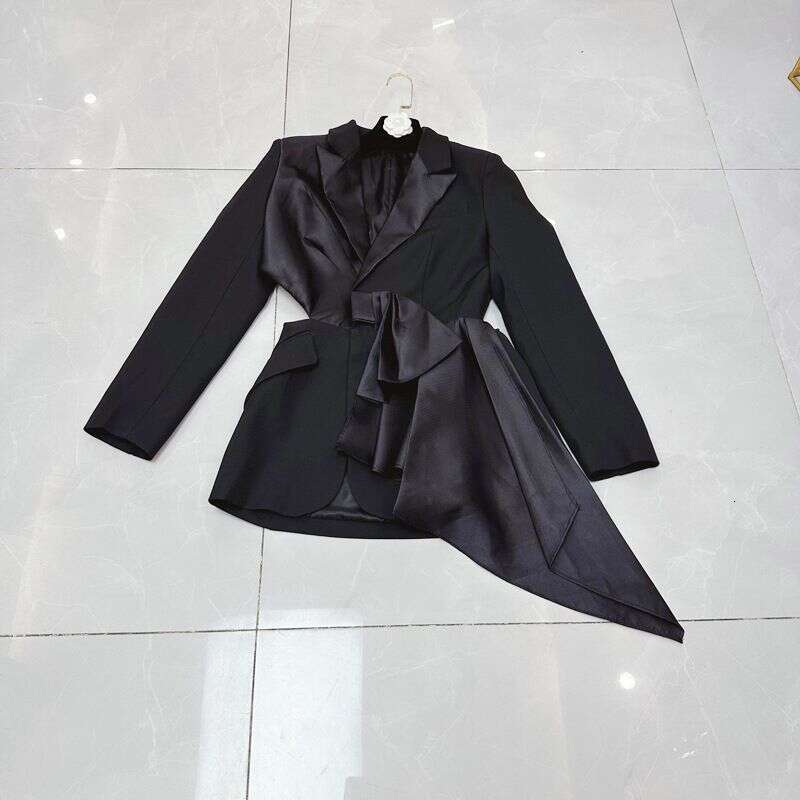 2025 Socialite Style Bow Tie 2025 Autumn New Item With Exposed Waist Design, Slimming And Versatile Suit Jacket For Women