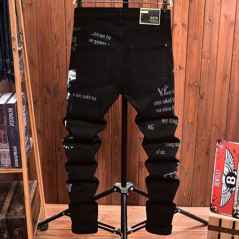 2025 Spring and Autumn New Fashion Trend Printed Black Straight Leg Jeans Mens Casual Comfort Breathable High Quality Pants X250812