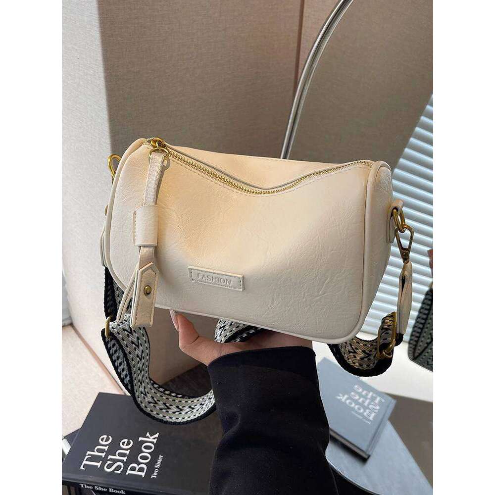 toteBag Shoulder bag ROSE NOIRE Trendy Boston New Crossbody For Women Versatile Small Pillow Bag Backpack