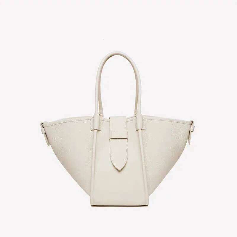 New Niche Design Women S Handbag Wing Handheld Basket Genuine Leather Cowhide Swing Foldable Bag Classic Black