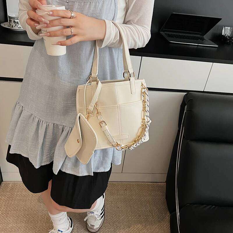 PU Leather Simple Crossbody Bags Large Capacity Black Sling Bucket Trendy Shoulder Bag Tote Handbag With Matching Clutch