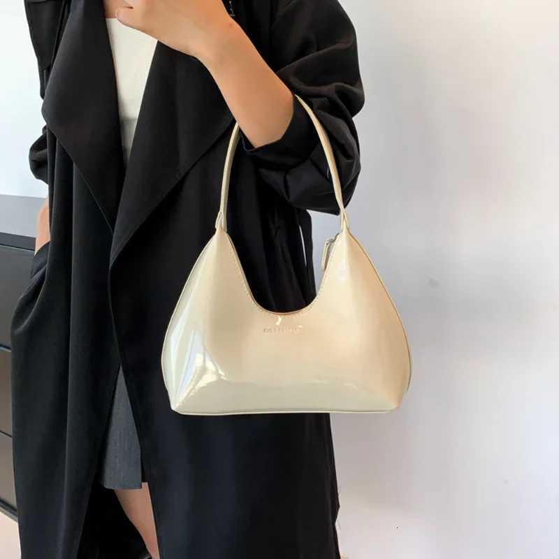 Glossy Black Patent Leather Hobo Bag with Adjustable Strap Minimalist Design - Sleek Womens Shoulder Bag for Office Commute Z250812