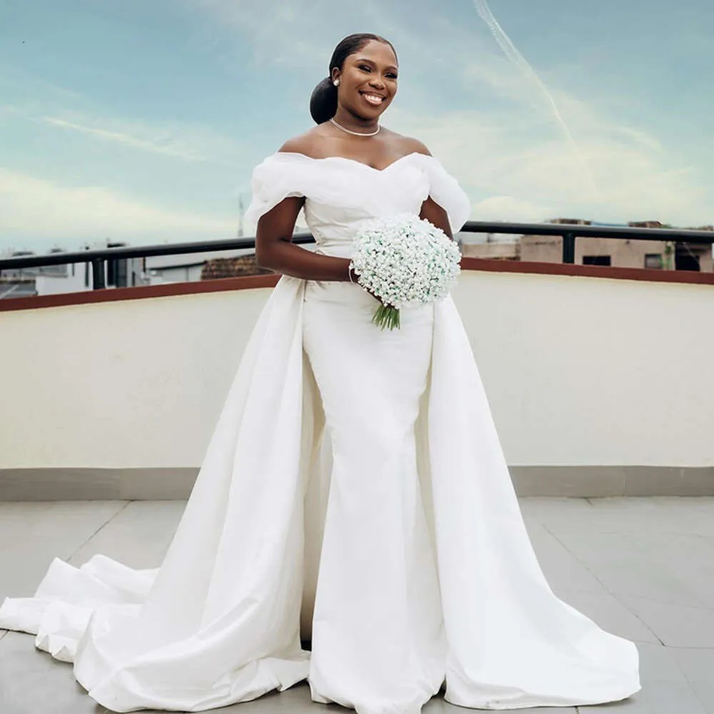 Clean White Mermaid Wedding Dresses with Detachable Train Off Shoulder Corset Closure Pearls Beading Africa Garden Bridal Gowns