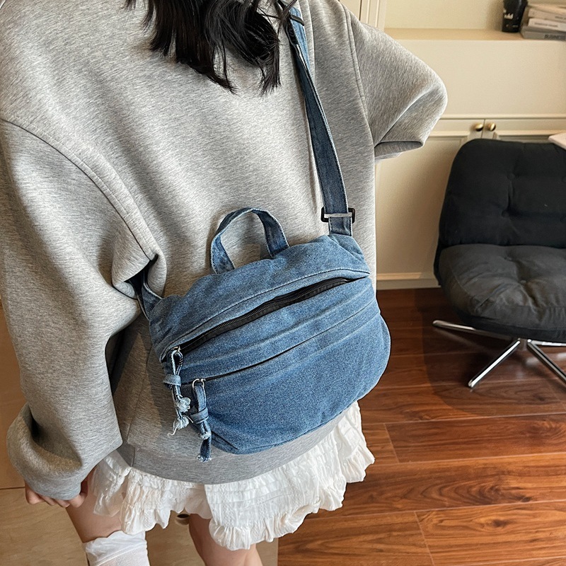 Design Denim for Women New Fashion Versatile Commuter Handbag Shoulder Crossbody Bag