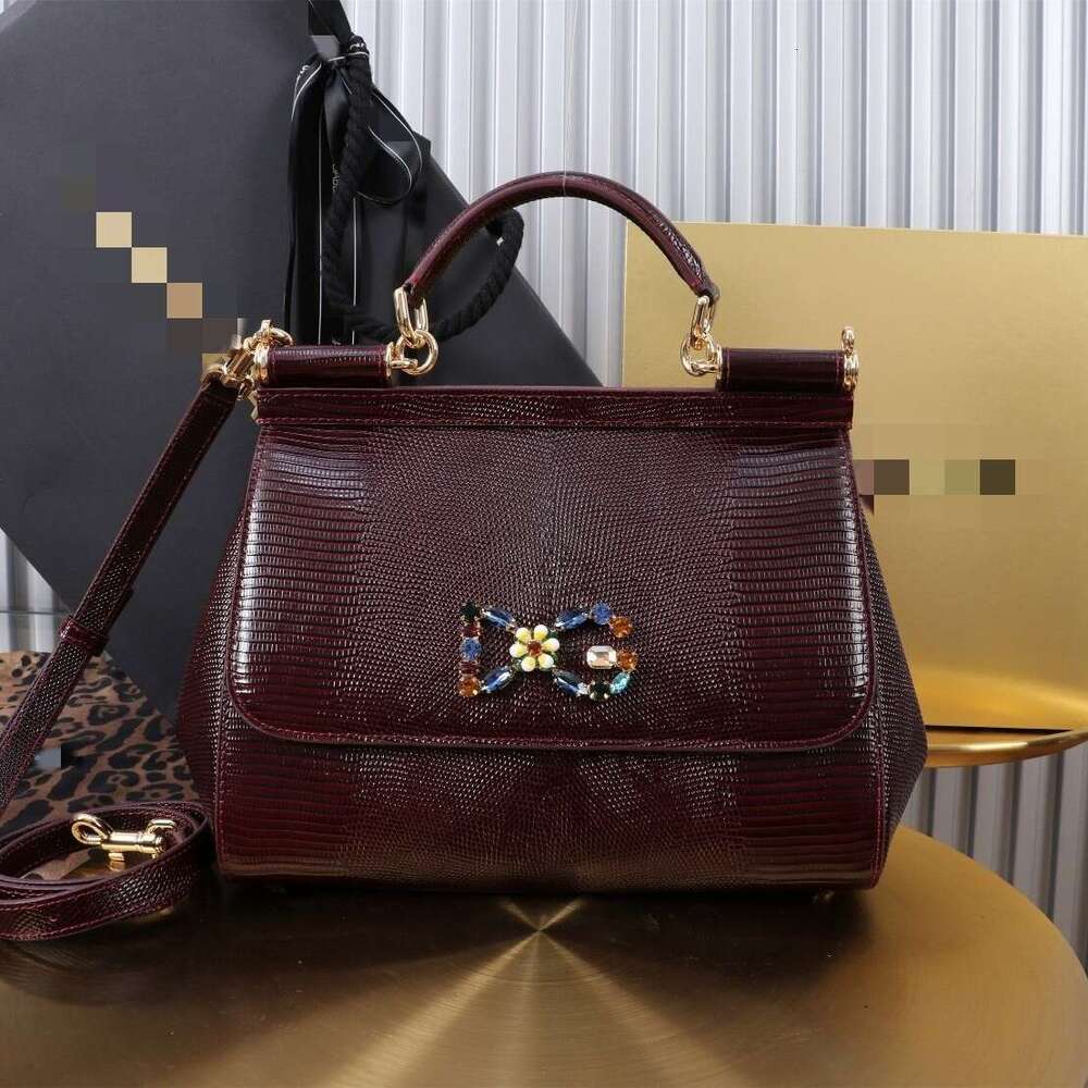 Spring New Fashion High-end Single Shoulder Crossbody Bag Gold Silver Handbag