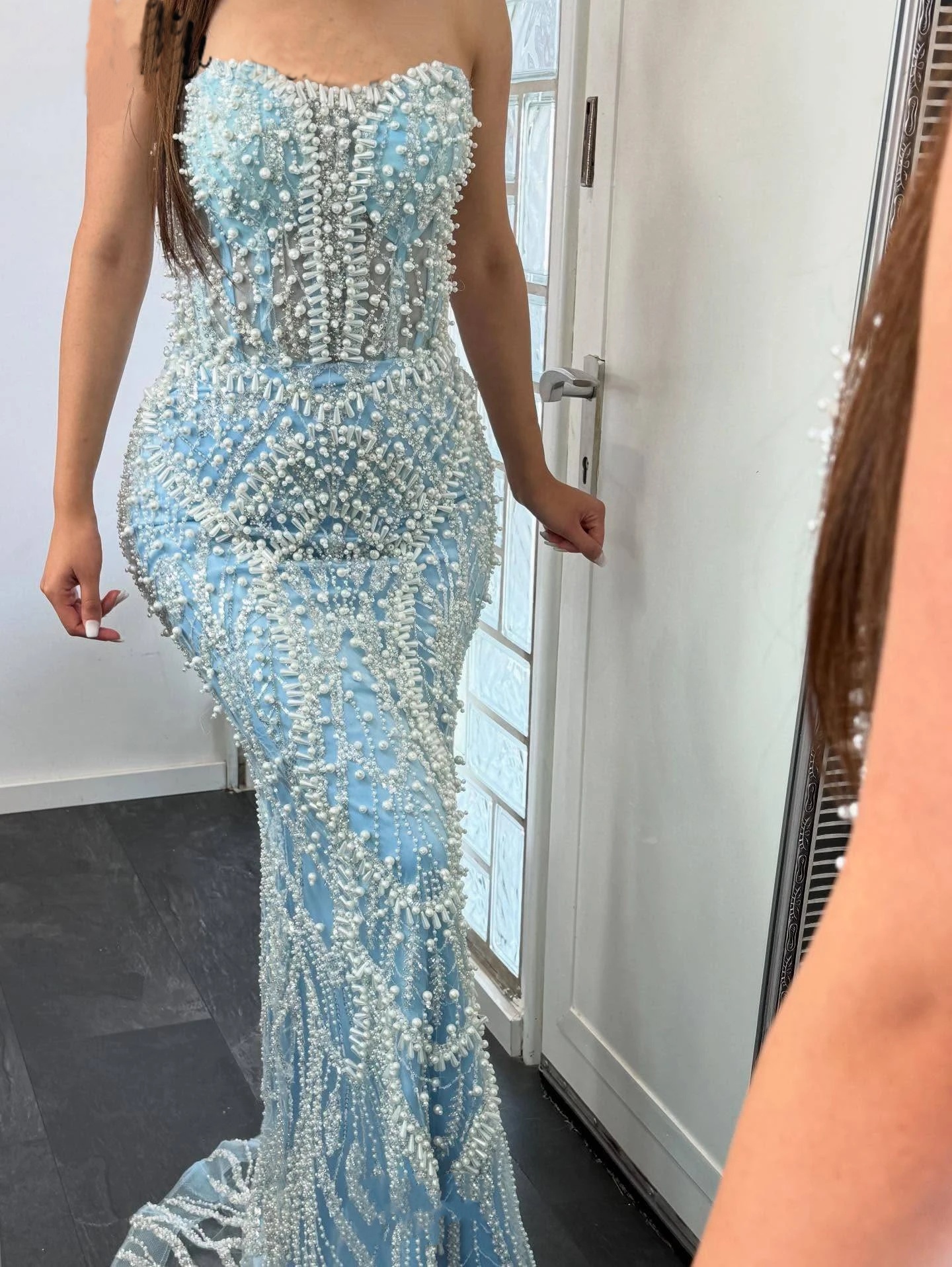 Gorgeous Evening Dresses For Women Sweetheart Neck Sleeveless Gown Beaded Pearls Sequins Sweep Train Dress Party Customized Dress