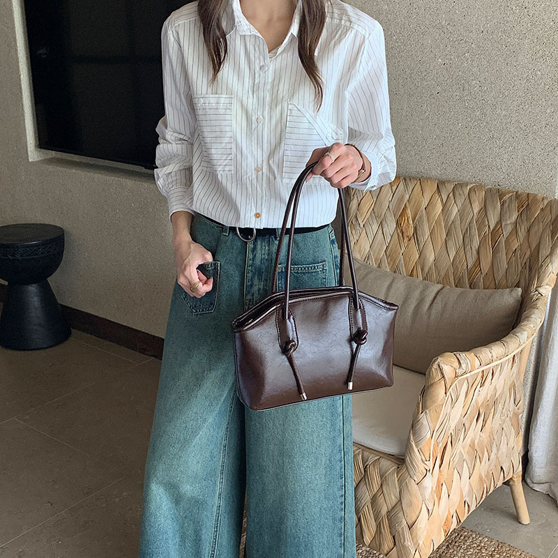 Women's Commuter Large Capacity Handbag 2025 Designer's New Fashionable Underarm Bag