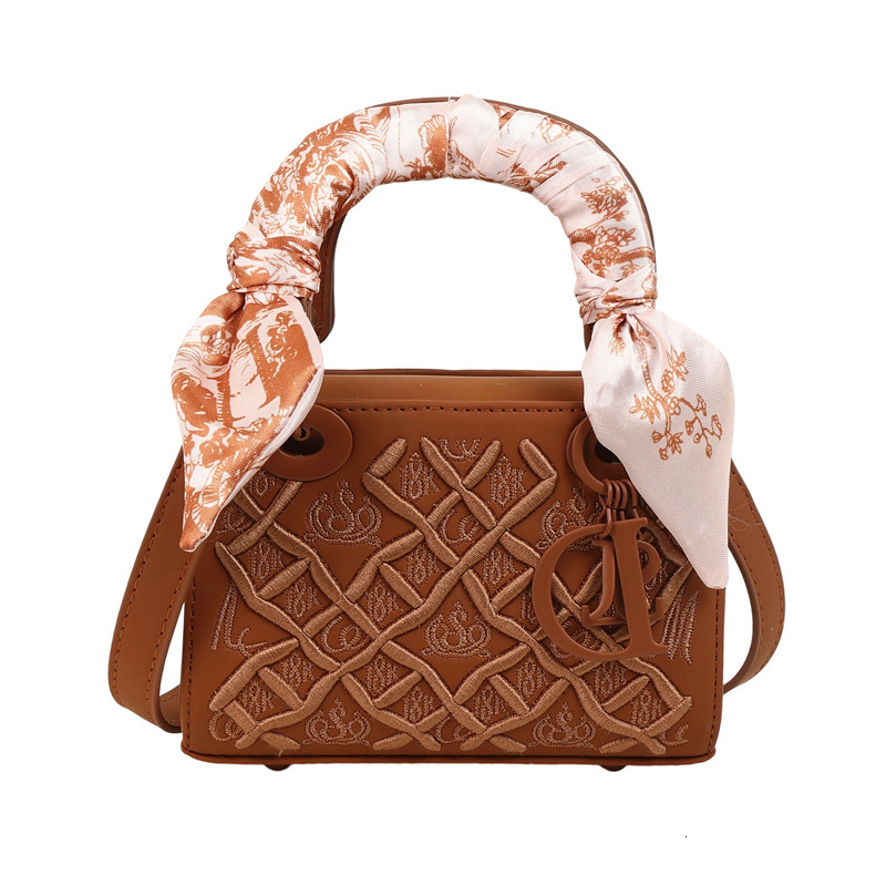 Heavy Embroidery Quilted Mini Crossbody High-End Feel Scarf Shoulder Handbag Women's Bag