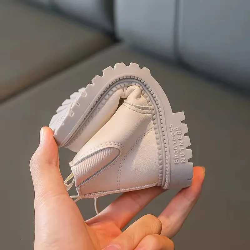 Autumn Winter Plus Velvet Warm Kids Martin Boots for Girls Boys Fashion Leather Boots Soft Bottom Non-slip Children Running Shoe XJ250812