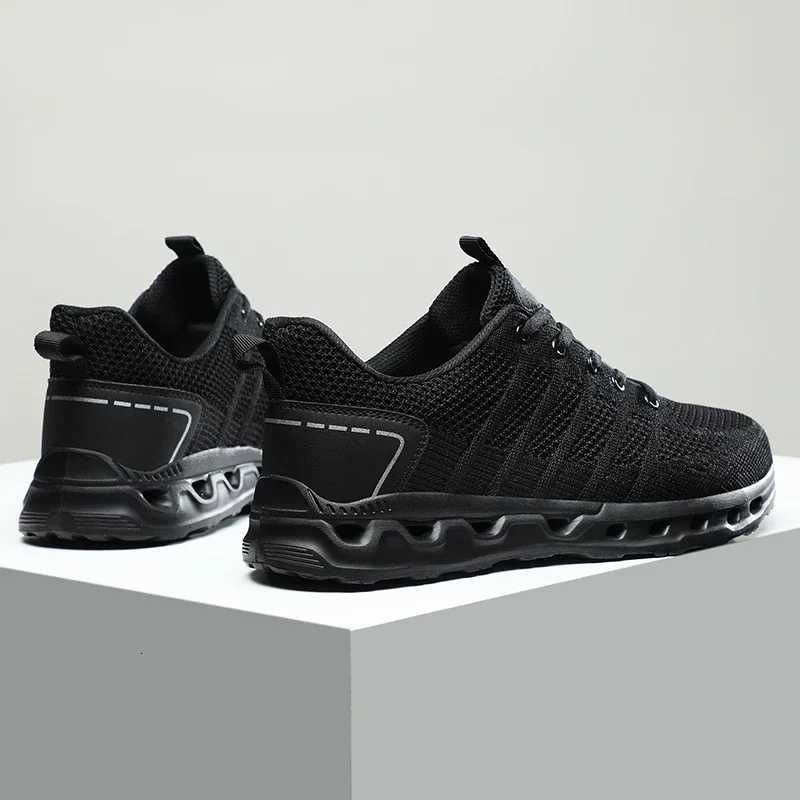 2025 Mens Gym Shoes Light Summer FAshion Air Mesh Casual Sneakers Black Tennis Sport Shoes Hiking Shoes Rubber Large Size Z250812