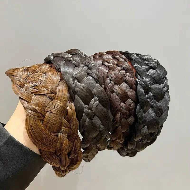 100% Korean Wig Bands Fashion Fishbone Braids Hairbands Girl Fashion Bezel Hoop Fem Wear Hair Accessories X250812