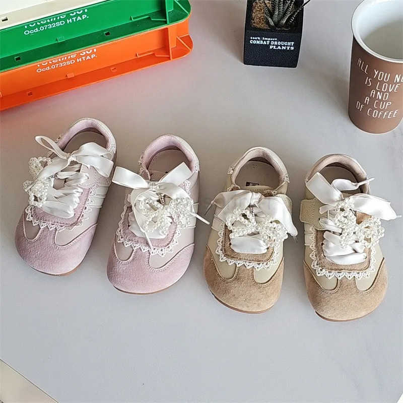 2025 Autumn New Fashion Girl Sneaker Girl Board Shoe Bow Princess Shoe Soft Sole Tennis Female Versatile Girls Shoes Sneakers T250812
