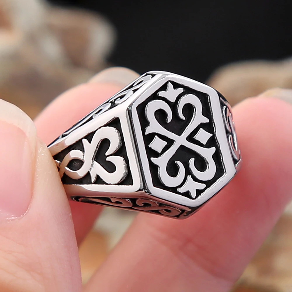 Gothic Vintage Nordic Viking Flower Pattern Ring For Men Women Stainless Steel Viking Fashion Rune Rings Amulet Jewelry Gifts 250812