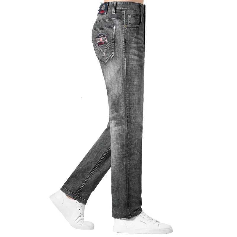 New Summer Mens Gray Jeans Casual Straight Thin Stretch Cotton Denim Bruce Classic Mid Rise Jeans Mens Fashion Embroidery X250812