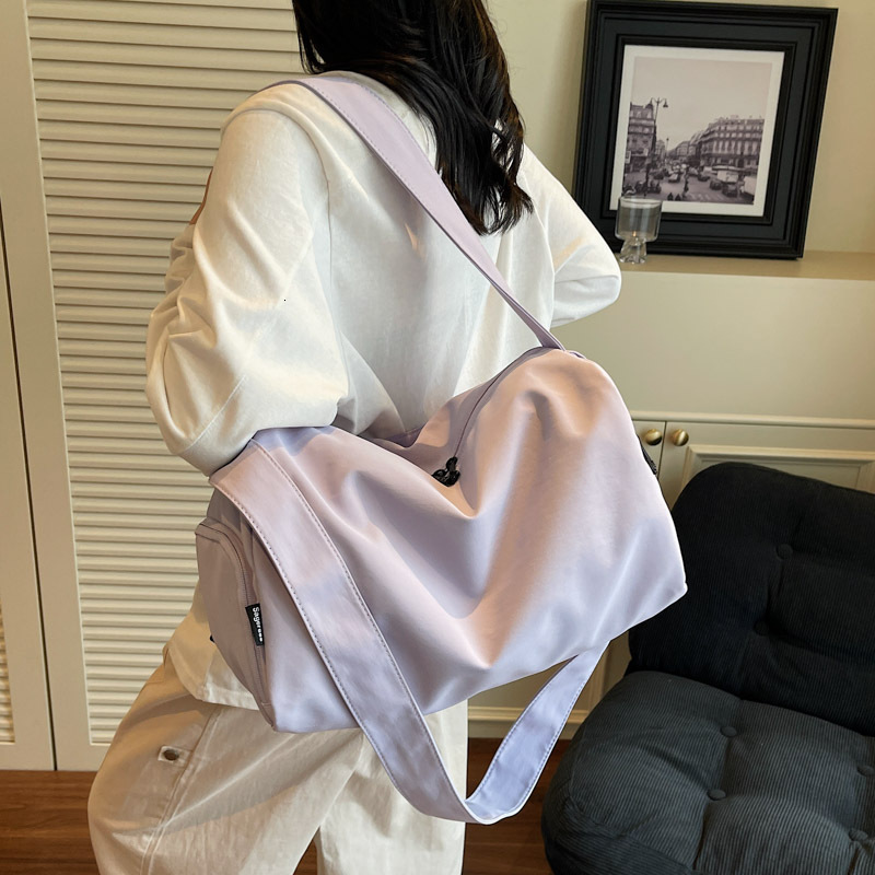 2025 Autumn New Women s bag Shoulder Bag women s New Travel Bag Large Capacity Crossbody Bag Yoga Fitness Bag Dry Wet Separation Handbag Autumn New De