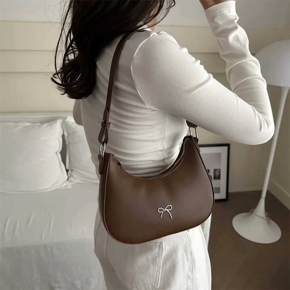 Bowknot Underarm Bag Korean Underarm Bag PU Leather Y2K Handbag for s Shoulder Bag Z250812