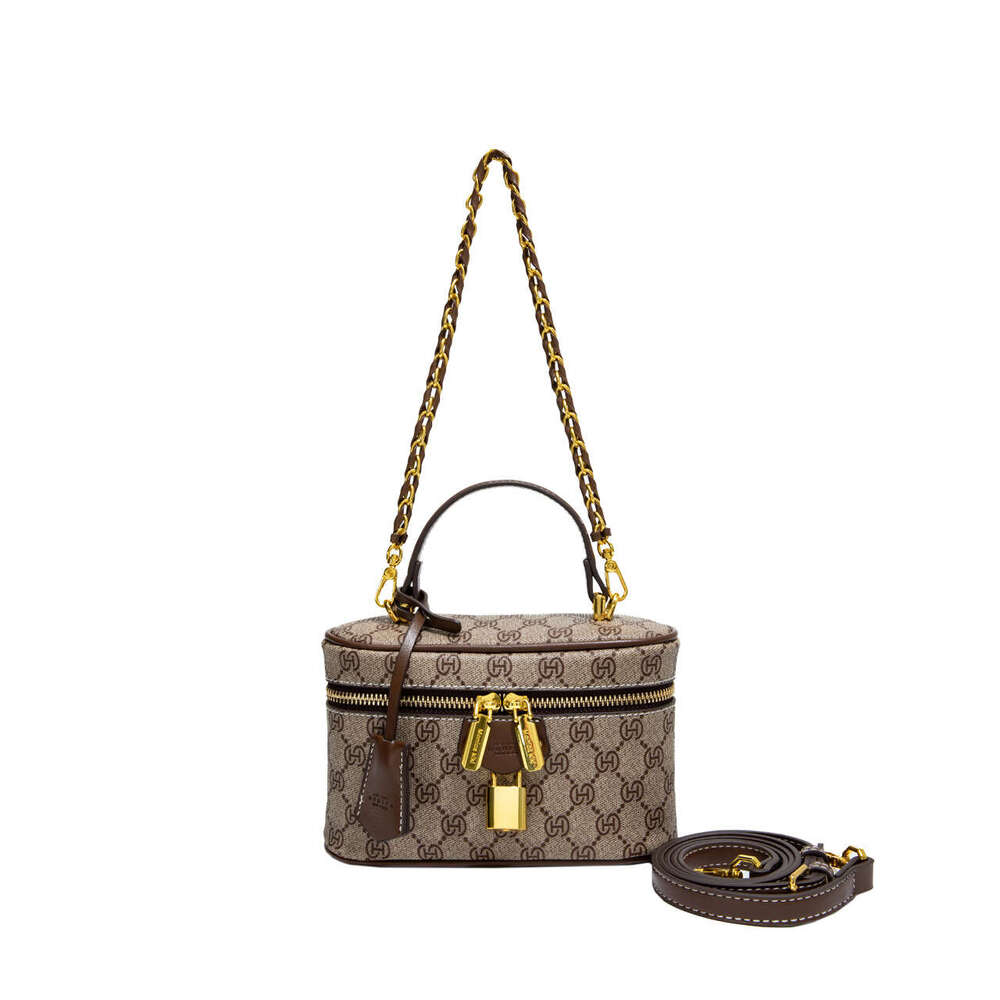 Gray Monica Qiqi Letter Series Handheld Chain Lunch Box Small Square Bag for Women 2025 New Single Shoulder Crossbody