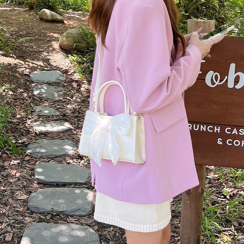 designer bag 2025 Niche Design New Women's Bag Fairy Style Bowknot Handbag Small Square Bag Luxury bag Sweetheart Girl Shoulder Crossbody Bag