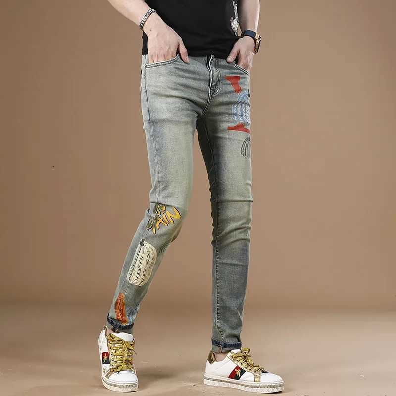 2025 New Light Luxury High End Trendy Brand Printed Jeans for Mens Summer Thin Elastic Slimming Small Foot Pants X250812