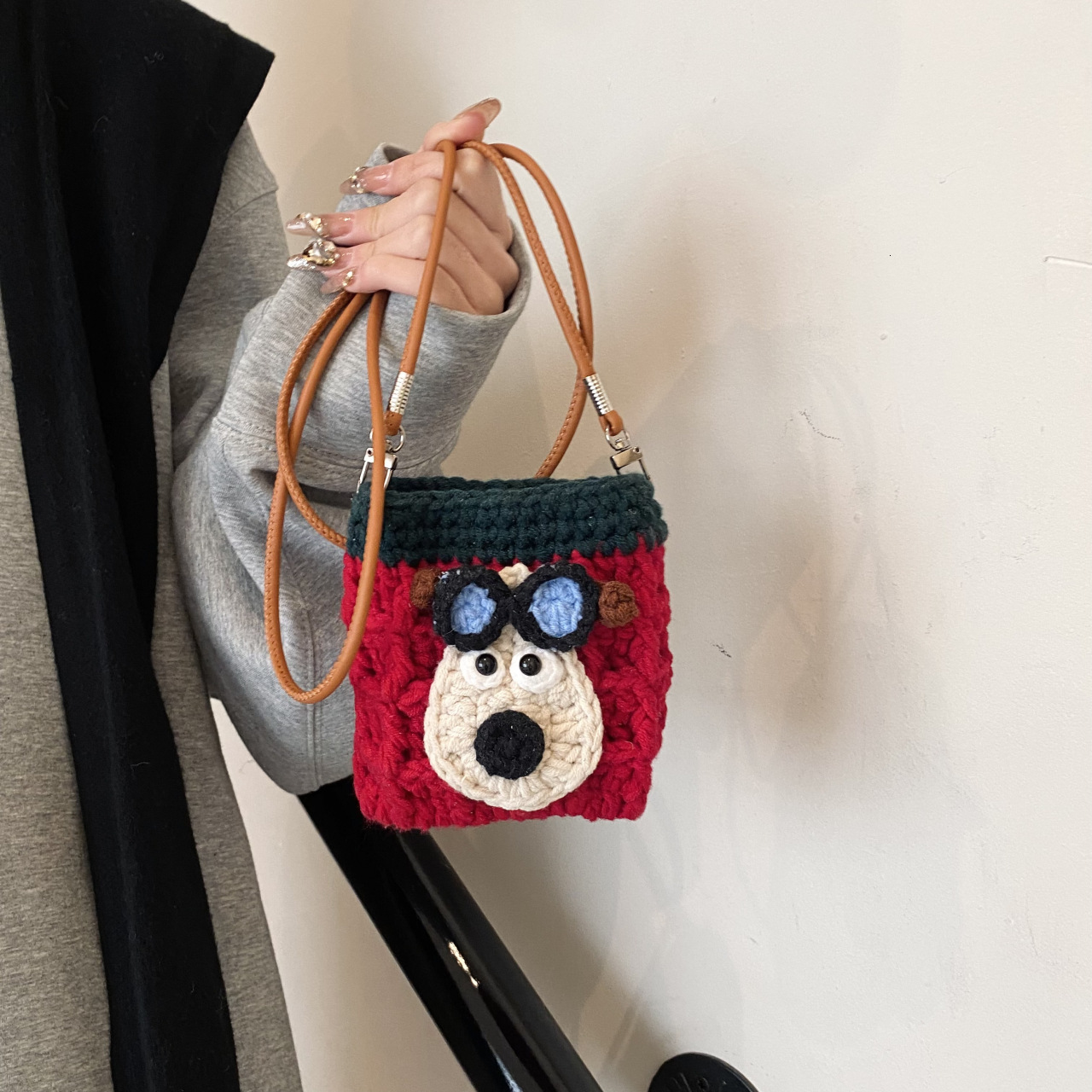 2025 autumn new shoulder bag niche design mini cartoon cute elegant versatile coin wallet women's card bag designer bag