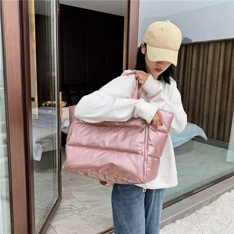 Women Gym Bags Waterproof Sports Swimming Yoga Mat Pink Weekend Travel Duffle Bags for Women Sport Fitness Shoulder Handbag Z250812