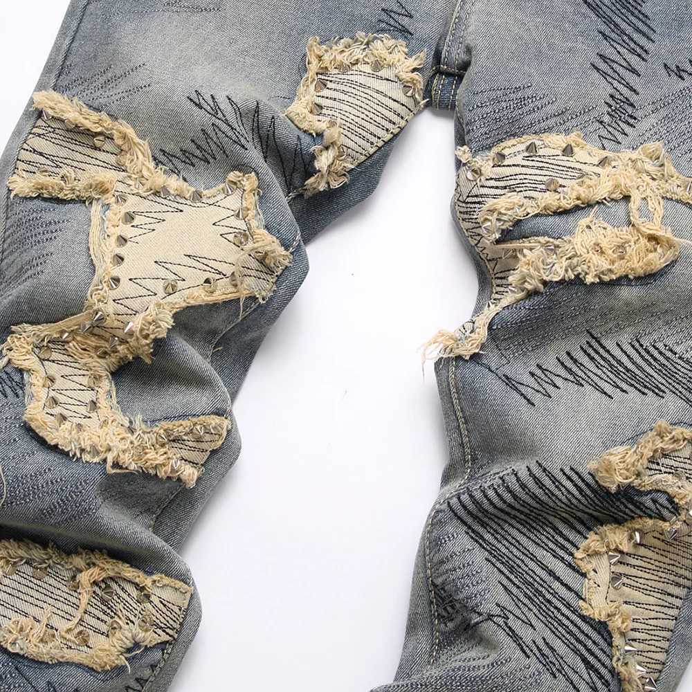 Men Boot Cut Jeans Punk Rivet Patch Distressed Stretch Denim Pants Vintage Blue Embroidery Slim Flared Trousers X250812