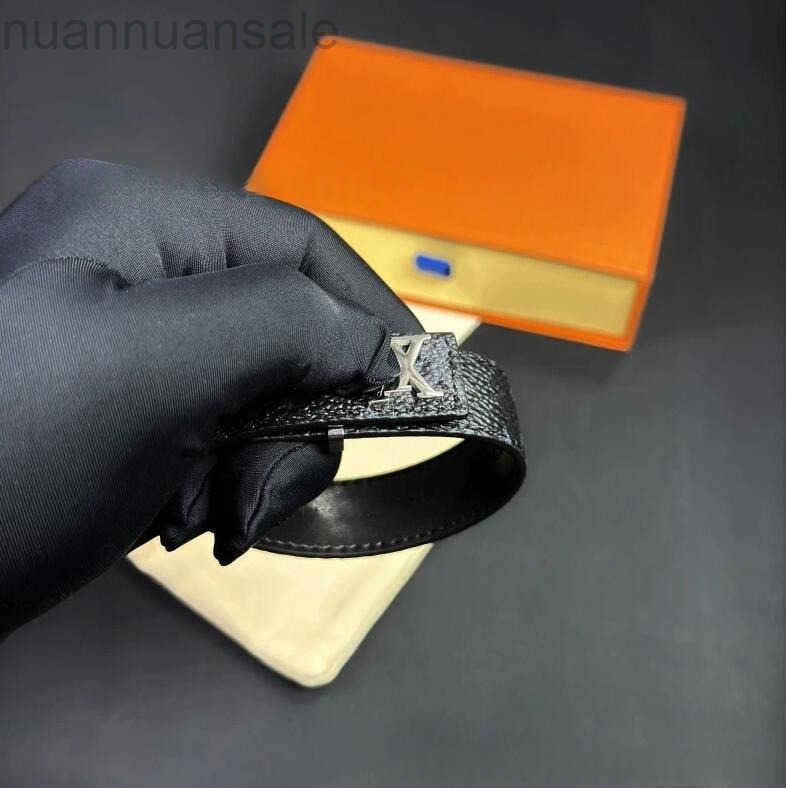 designer With box bracelets for men black leather bangle bracelet fashionable luxury jewelry plated silver letter buckle charm bracelets high quality om32