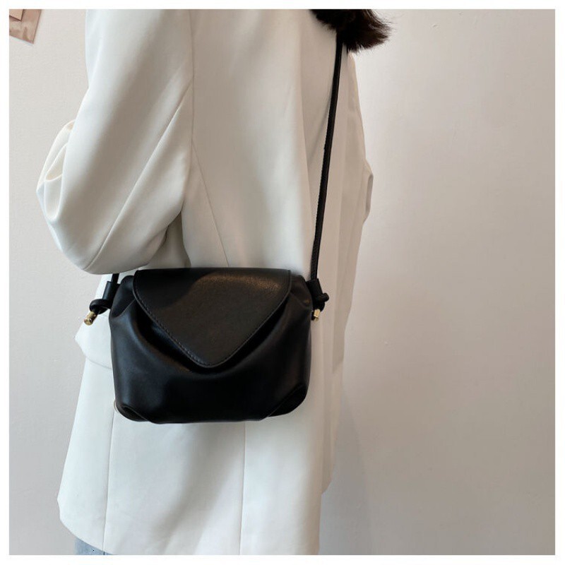 designer bag Summer High-End Niche Design Textured Small Bag for Women 2025 Luxury bag New Fashion Versatile Crossbody Bag