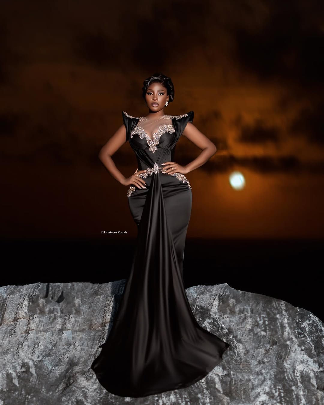 Mermaid Black Prom Dress 2025 Evening Dresses For Special Occasions Sheer Neck Illusion Beaded Appliqued Pleated Birthday Dress Second Reception Gown 