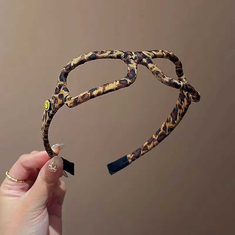 2025 New Fashionable Versatile Bangs Band with Leopard Print Wrapped Clothes Band Korean Version of High-End Feel X250812