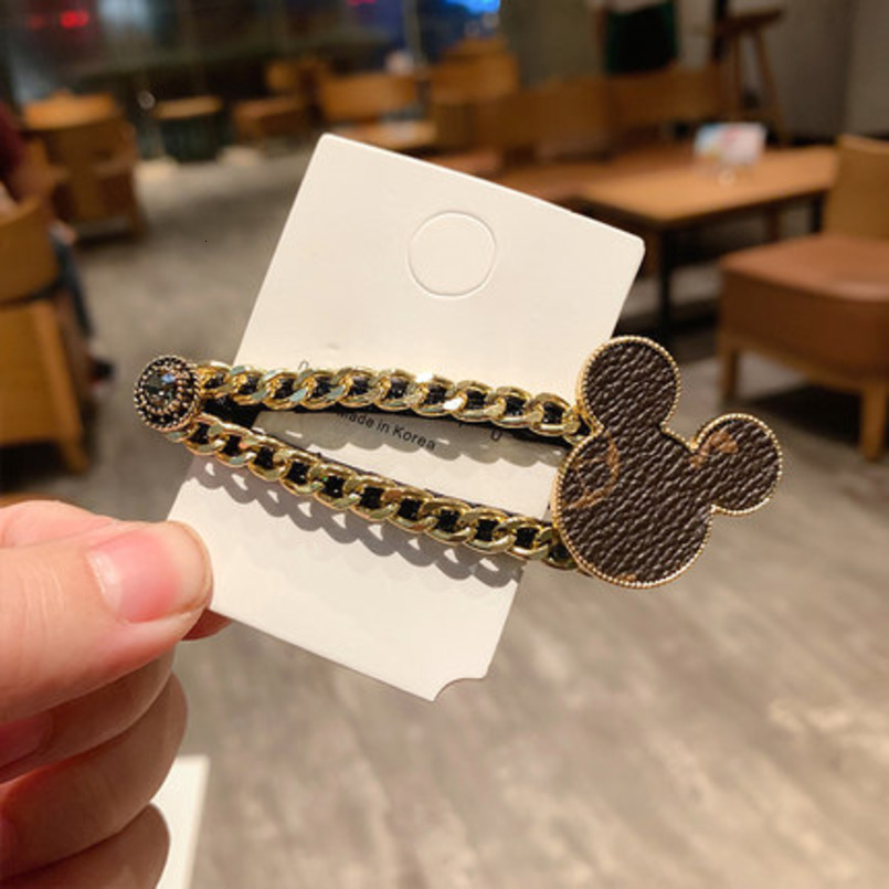 Classic Mickey Heart Leather Print Metal Chain Elegant Side BB Clip Hair Accessory
