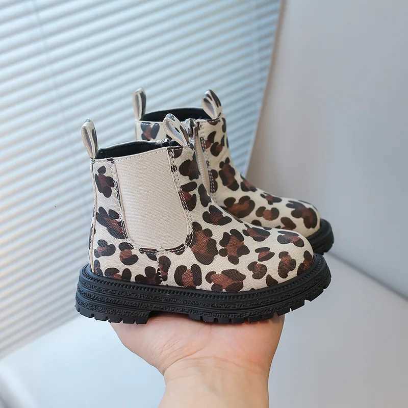 Childrens Short Boots Leopard Print Chelsea Boots 2025 New Autumn Trend Runway Baby Platform Chimney Shoes for Girls I08025 XJ250812