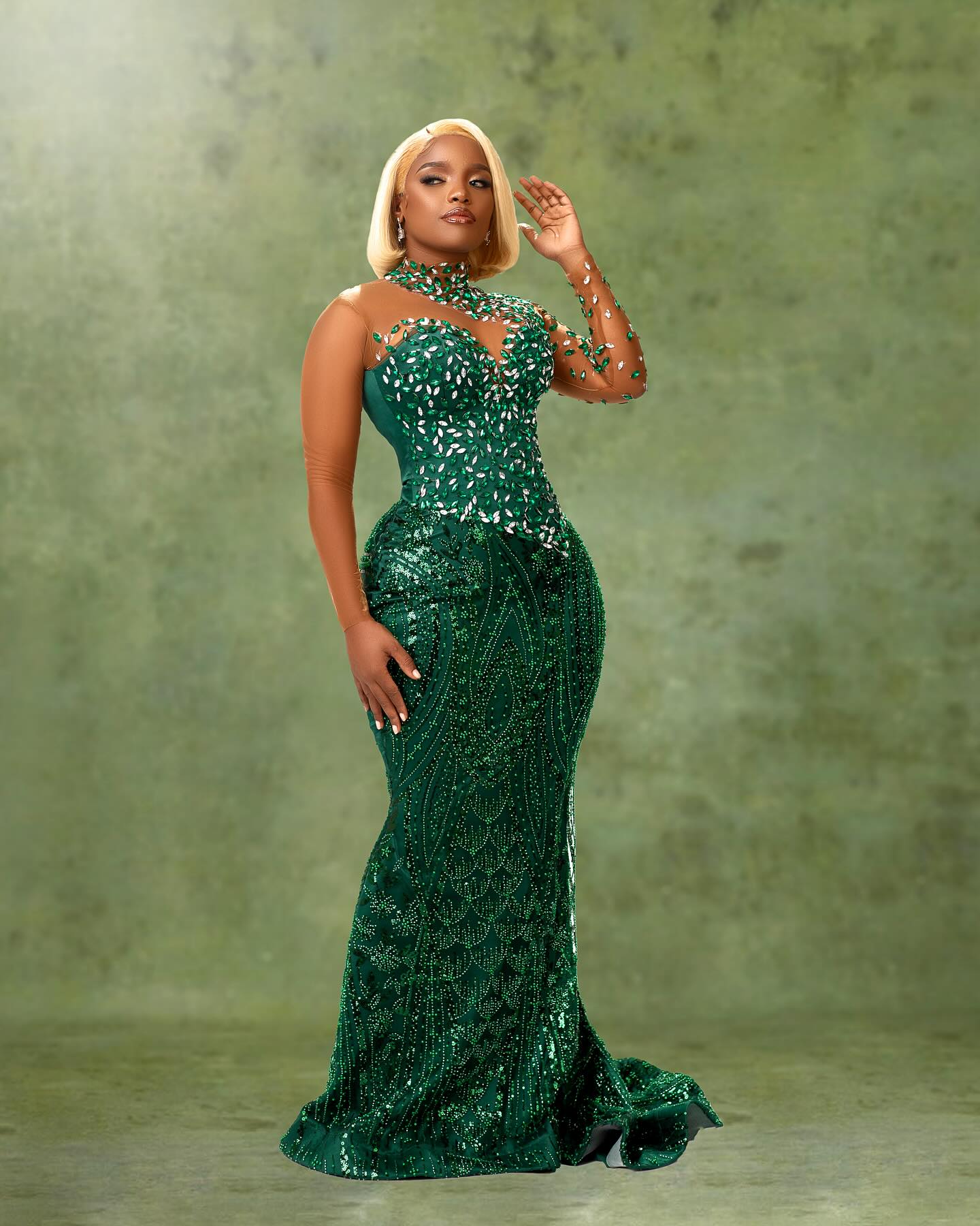 Mermaid Green Plus Size Prom Dress 2025 Evening Dresses For Special Occasions High Neck Beaded Pearls Illusion Long Sleeves Birthday Second Reception 