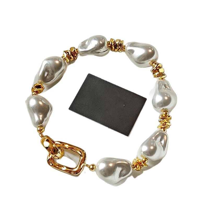 Baroque Pearl Clasp French Light Niche Temperament Versatile Bracelet Fashion High-end Sense Jewelry