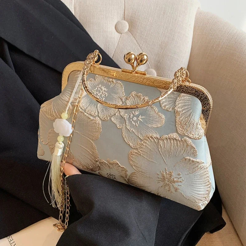 Chinese Style Embroidered Shoulder Bag Elegant Handbag Retro Small Square Bag Wedding Party Women Evening Clutch 250809