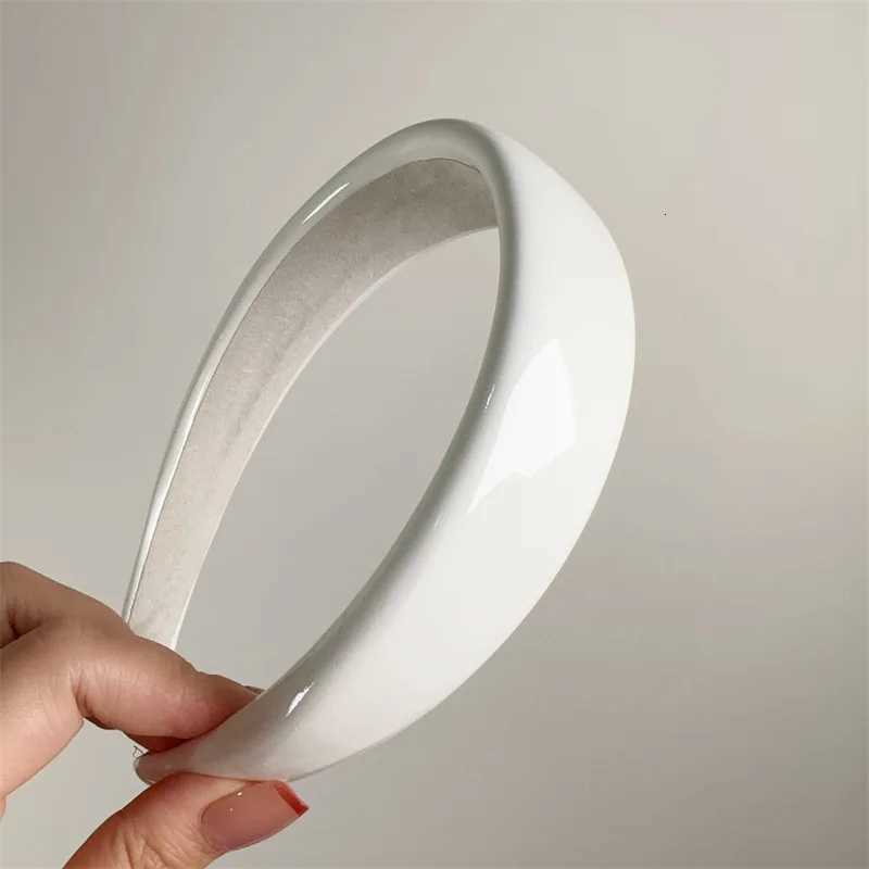 Summer Dopamine Candy Color Glossy Patent Leather Sponge Wide Bands for Women Girls Sweet Hair Hoop Fem Retro Dress X250812