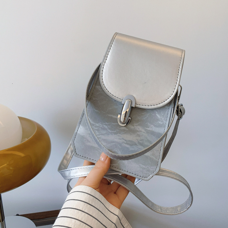 Spring New Fashionable Design Single Shoulder Crossbody Solid Color Lock Fresh Underarm Texture Phone Bag ddmymarket