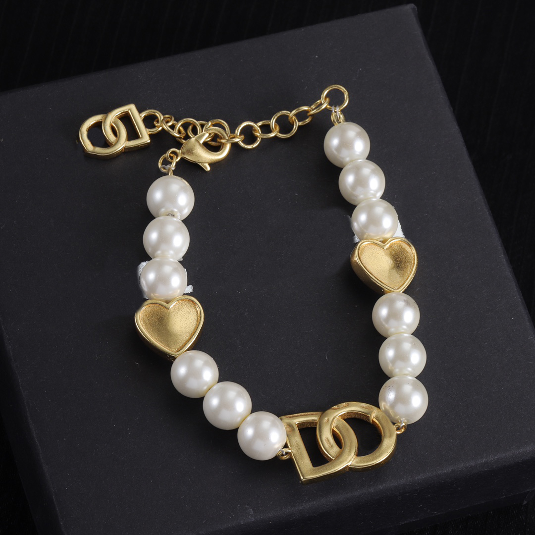 High Quality Pearl Bracelets Women Bangle Copper Material Pearl Flower Beads Lovers Gift Wristband Chain Correct Letter Designer Jewelry