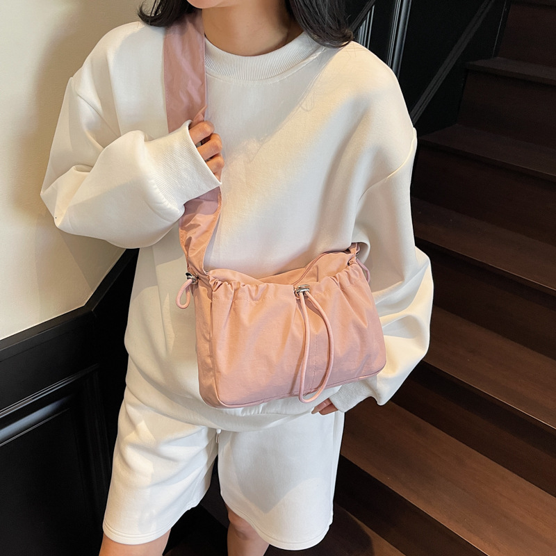 New Trendy Fashion Pleated Women's Shoulder Crossbody Simple Casual Underarm Bag Versatile