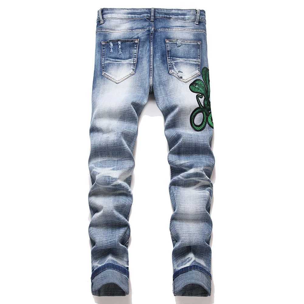 Men Snake Embroidery Denim Jeans Streetwear Ripped Patch Pants Slim Tapered Stretch Trousers X250812