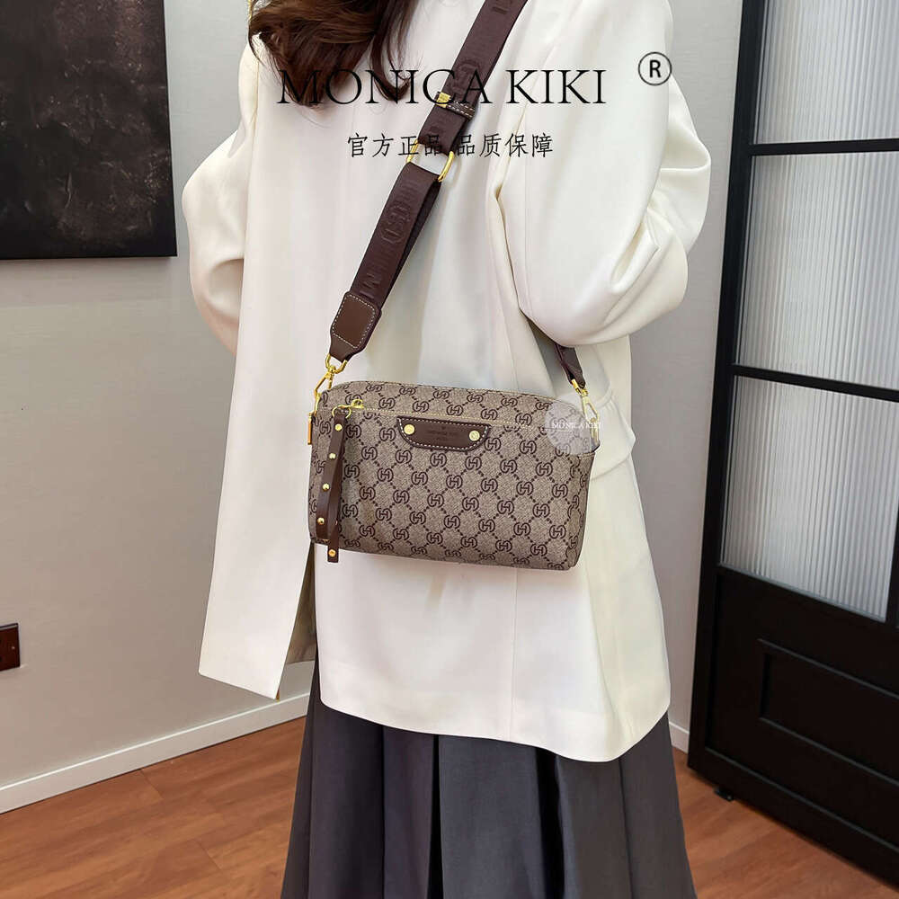 Qiqi Gray Monica Printed Letter Trendy Small Square for Women 2025 New Single Shoulder Bag