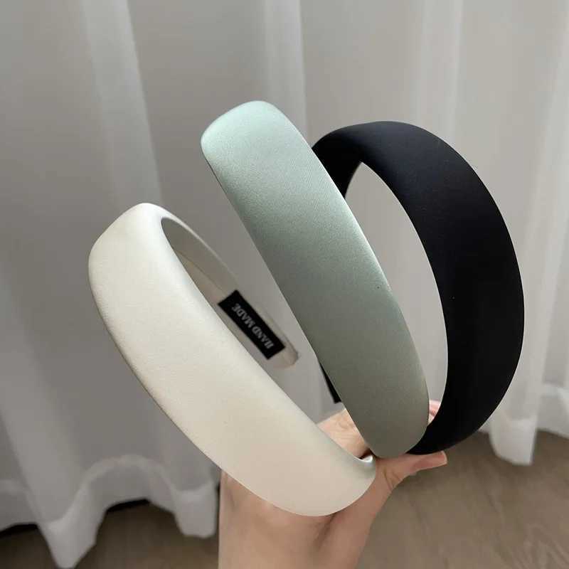 Fashion Wen Thick Sponge Band Padded Ladies Hair Band Girl Hair Hoop Satin Covered Soft Wear Hair Accessories Bezel X250812