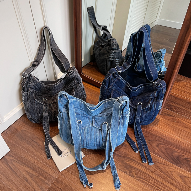 New Washed Denim Large Capacity Fashion Casual Tote College Student Shoulder Bag