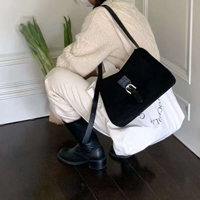 Spring Summer Women's New Elegant Velvet Shoulder Underarm Versatile Casual Crossbody Bag B5