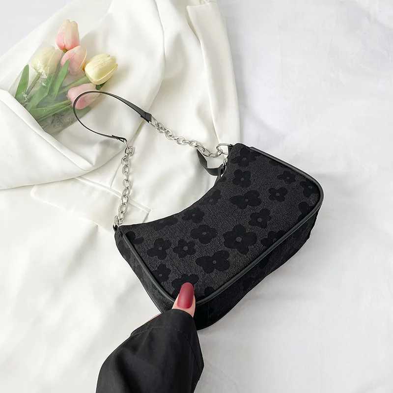 Fashion Felt Shoulder Bags for Women Small Casual Underarm Bag Female Handbag Z250812
